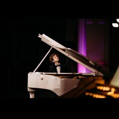 «Концерт при свечах. От Баха до Pink Floyd»