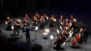 Музыкотерапия при свечах