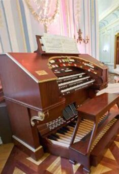 Театральный орган в усадьбе. Классика и кино