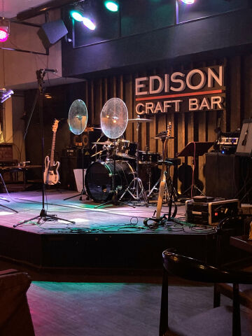 Edison Bar