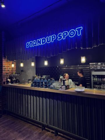 Standup Bar