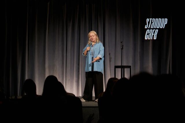 Standup Café