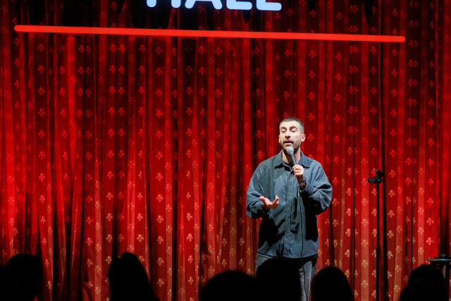 Glavstandup Hall