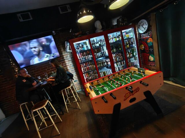 Hooper Pub